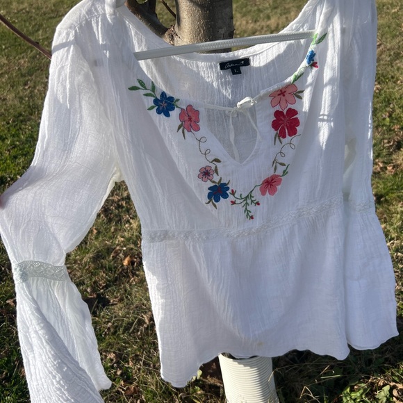 Women's Large Arden B Flowy Blouse - Picture 2 of 4